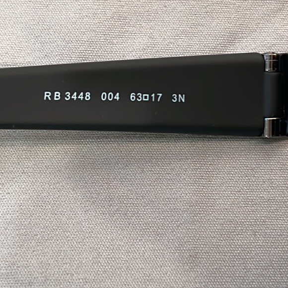 Ray Ban Sunglasses - Picture 4 of 8